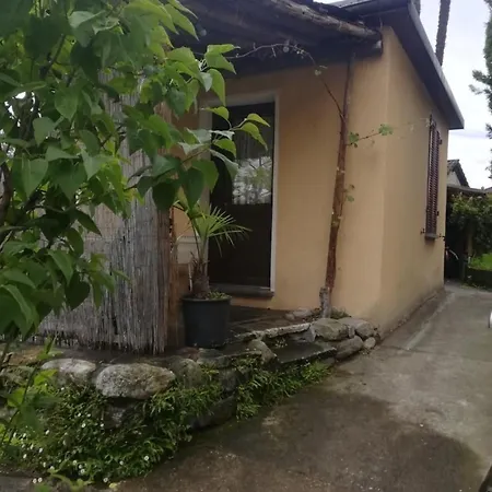 Kleine Hébergement de vacances Minusio